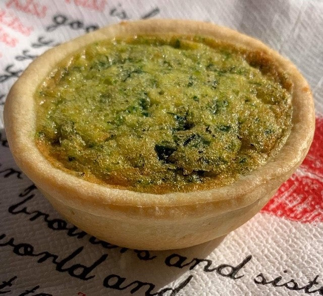 Spinach & Cheddar Quiche - Kiss Kiss Artisan Foods