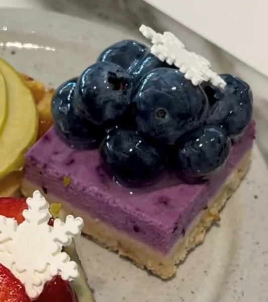 Raw Vegan Blueberry & Pistachio Cheesecake - Kiss Kiss Artisan Foods