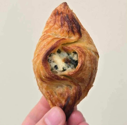 Spinach, Kasar & Fetta Cheeses Pastizzi