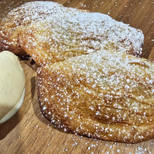 Load image into Gallery viewer, Perfect Pear Pastizzi - 12 pack (80g Jumbo) Price incl 10% gst