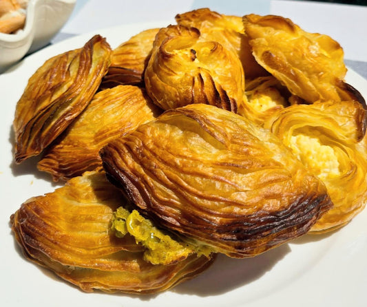 Pizelli Mushy Peas Pastizzi