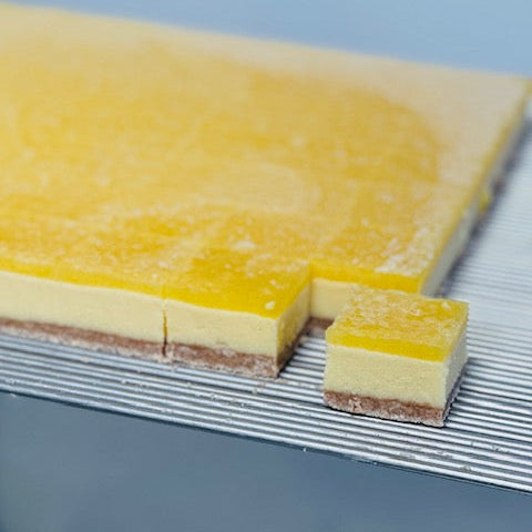 Mango Baked Cheesecake