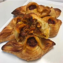 Load image into Gallery viewer, Chica Chilli Con Carne Pastizzi - 12 pack of (80g Jumbo) or (30g Canape) Available - Kiss Kiss Artisan Foods